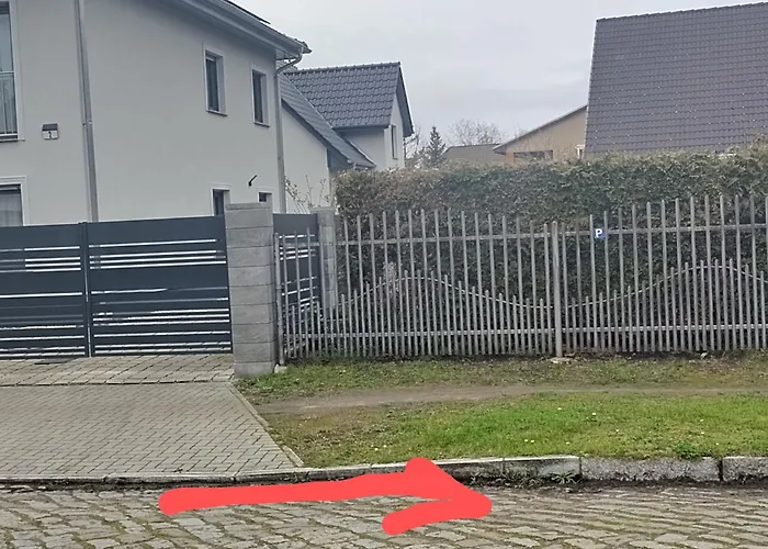 Schoene Neu Erbaute Берлин